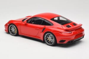 Porsche 911 991 Turbo S Guards Red Minichamps 1:18 110067122 Pressofusione — immagine 7 di 8