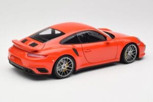 Porsche 911 991 Turbo S Lava Orange Minichamps 1:18 110067120 Pressofusione — immagine 3 di 8