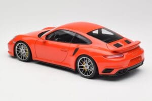 Porsche 911 991 Turbo S Lava Orange Minichamps 1:18 110067120 Pressofusione — immagine 7 di 8