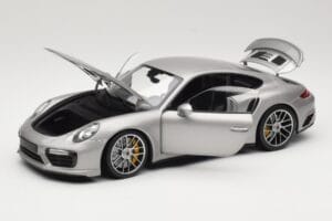 Porsche 911 991 Turbo S Argento Minichamps 1:18 113067126 Pressofusione — immagine 2 di 8