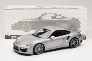 Porsche 911 991 Turbo S Argento Minichamps 1:18 113067126 Pressofusione — immagine 8 di 8