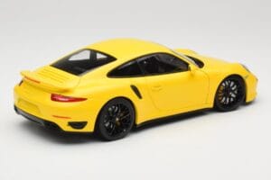 Porsche 911 991 Turbo S Giallo Con Cerchi Neri Minichamps 1:18 110062321 Pressofusione — immagine 3 di 8