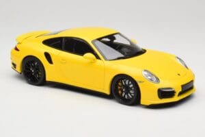 Porsche 911 991 Turbo S Giallo Con Cerchi Neri Minichamps 1:18 110062321 Pressofusione — immagine 6 di 8
