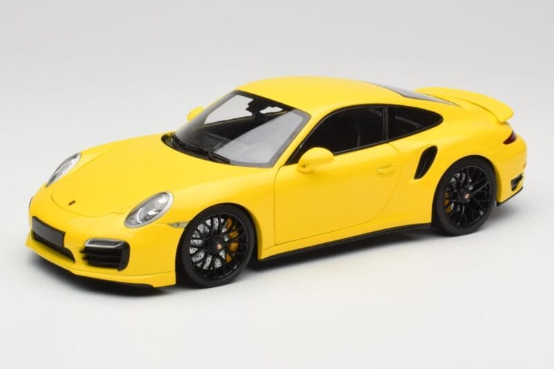 Porsche 911 991 Turbo S Giallo Con Cerchi Neri Minichamps 1:18 110062321 Pressofusione