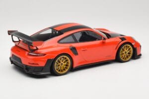 Porsche 911 991.2 GT2 RS Arancione Weissach Package Cerchi Dorati Minichamps 1:18 155068305 Pressofusione — immagine 2 di 6