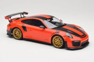 Porsche 911 991.2 GT2 RS Arancione Weissach Package Cerchi Dorati Minichamps 1:18 155068305 Pressofusione — immagine 4 di 6