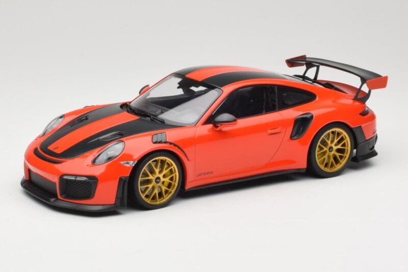 Porsche 911 991.2 GT2 RS Arancione Weissach Package Cerchi Dorati Minichamps 1:18 155068305 Pressofusione