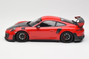 Porsche 911 GT2 RS 991.2 Rosso Cerchi Neri Minichamps 1:18 155068307 Pressofusione — immagine 3 di 6