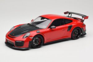 Porsche 911 GT2 RS 991.2 Rosso Cerchi Neri Minichamps 1:18 155968307 Pressofusione