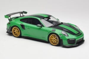 Porsche 911 991.2 GT2 RS Weissach Package British Racing Verde & Cerchi Dorati Minichamps 1:18 153068318 Pressofusione — immagine 4 di 6