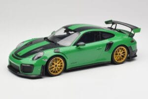 Porsche 911 991.2 GT2 RS Weissach Package British Racing Verde & Cerchi Dorati Minichamps 1:18 153068318 Pressofusione