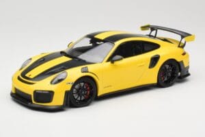Porsche 911 991.2 GT2 RS Weissach Package Giallo con Cerchi Neri Minichamps 1:18 155068311 Pressofusione