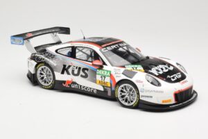 Porsche 911 991.2 GT3 R Kus Team 75 Bernhard #17 M. Ammermüller / M. Jaminet ADAC GT Masters 2017 Minichamps 1:18 155176917 P — immagine 4 di 6