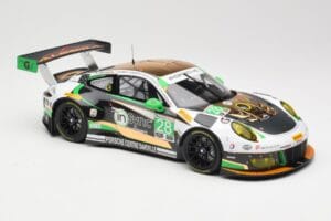 Porsche 911 991.2 GT3 R #28 Alegra Motorsports D. de Quesada / M. Morad Class Winners 24 Hours of Daytona 2017 Minichamps 1:1 — immagine 4 di 6