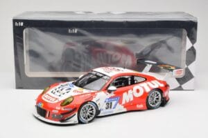 Porsche 911 991.2 GT3 R #31 Frikadelli Racing K. Bachler / M. Christensen 24 Hours of Nurburgring 2017 Minichamps 1:18 155176 — immagine 6 di 6