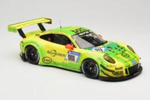 Porsche 911 991.2 GT3 R #911 Manthey Racing R. Dumas / F. Makowiecki 24 Hours of Nurburgring 2017 Minichamps 1:18 155176911 P — immagine 4 di 6