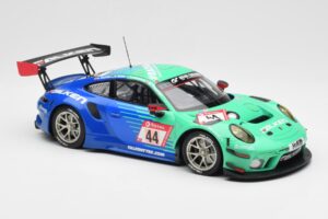 Porsche 911 GT3 R 991.2 Team Falken Motorsport #44 P. Dumbreck / M. Ragginger / S. Müller / K. Bachler ADAC 24 Hours Nürburgr — immagine 6 di 6