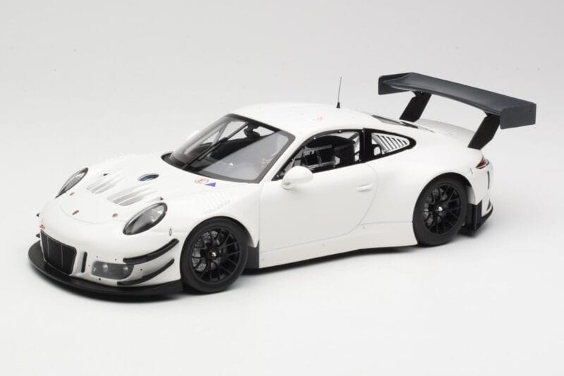 Porsche 911 991.2 GT3 R Bianco con Cerchi Neri Minichamps 1:18 155186900 Pressofusione