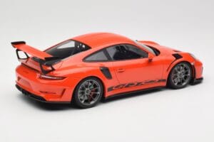 Porsche 911 991.2 GT3 RS Lava Orange & Cerchi Argento Minichamps 1:18 155068225 Pressofusione — immagine 2 di 6