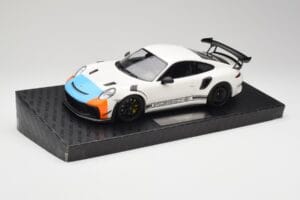 Porsche 911 991.2 GT3 RS Manthey Racing Bianco & Blu & Arancione Minichamps 1:18 MR-911-GT3RS-1805 Pressofusione — immagine 2 di 6