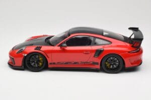 Porsche 911 991.2 GT3 RS Weissach Package Guards Red Cerchi Neri Minichamps 1:18 153068223 Pressofusione — immagine 3 di 6