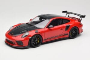 Porsche 911 991.2 GT3 RS Weissach Package Guards Red Cerchi Neri Minichamps 1:18 153068223 Pressofusione