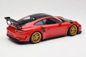 Porsche 911 991.2 GT3 RS Weissach Package Guards Red Cerchi Magnesio Dorati Minichamps 1:18 153068236 Pressofusione — immagine 2 di 6