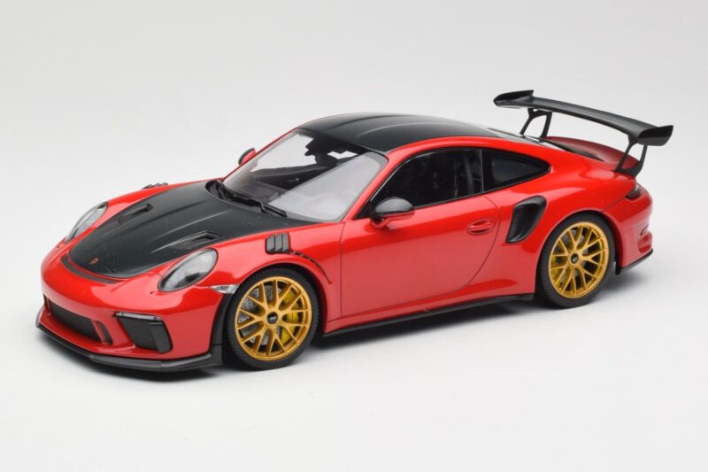 Porsche 911 991.2 GT3 RS Weissach Package Guards Red Cerchi Magnesio Dorati Minichamps 1:18 153068236 Pressofusione
