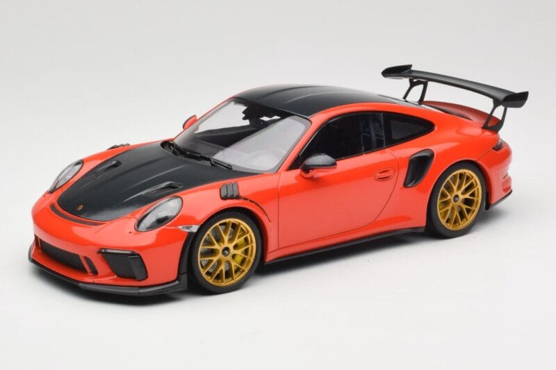 Porsche 911 991.2 GT3 RS Weissach Package Lava Orange Cerchi Magnesio Dorati Minichamps 1:18 153068227 Pressofusione