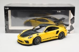 Porsche 911 991.2 GT3 RS Giallo Weissach Package Platinum Wheels Minichamps 1:18 155068221 Pressofusione — immagine 6 di 6