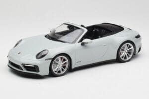 Porsche 911 992 Carrera 4 GTS Cabriolet Grigio Minichamps 1:18 155063034 Pressofusione