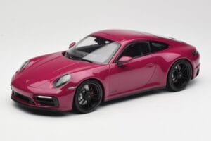 Porsche 911 992 Carrera 4 GTS Rubystar Minichamps 1:18 155063102 Pressofusione