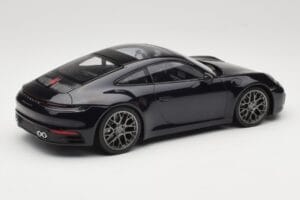 Porsche 911 992 Carrera 4S Blue Metallic Minichamps 1:18 155067321 Pressofusione — immagine 2 di 6