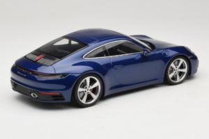 Porsche 911 992 Carrera 4S Blue Metallic Minichamps 1:18 153067327 Pressofusione — immagine 2 di 6