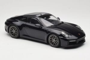 Porsche 911 992 Carrera 4S Blue Metallic Minichamps 1:18 155067321 Pressofusione — immagine 4 di 6