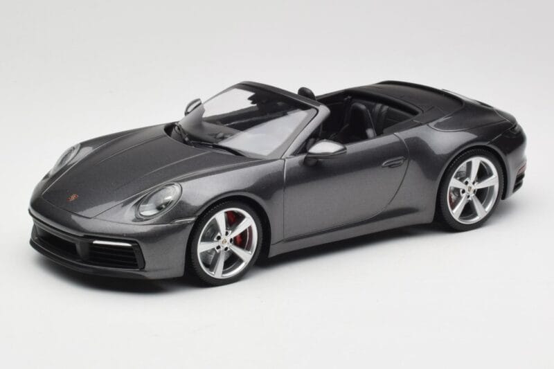 Porsche 911 992 Carrera 4S Cabriolet Agate Grey Metallic Minichamps 1:18 155067336 Pressofusione