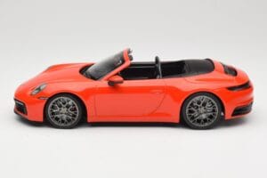 Porsche 911 992 Carrera 4S Cabriolet Arancione Minichamps 1:18 155067334 Pressofusione — immagine 3 di 6