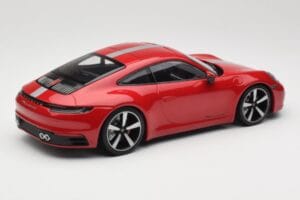 Porsche 911 992 Carrera 4S Carmine Red Minichamps 1:18 155067326 Pressofusione — immagine 2 di 6