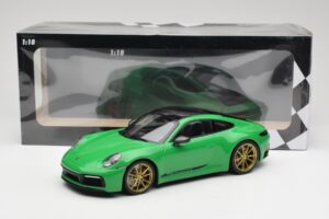 Porsche 911 992 Carrera 4S Python Green Minichamps 1:18 155067325 Pressofusione — immagine 6 di 6