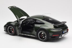 Porsche 911 992 Dakar Oak Verde Metallizzato Norev 1:18 187241 Pressofusione — immagine 6 di 9