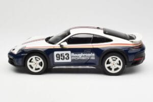 Porsche 911 992 Dakar Rough Roads Norev 1:18 187240 Pressofusione — immagine 4 di 9