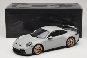 Porsche 911 992 GT3 Chalk Cerchi Dorati Minichamps 1:18 117069001 Pressofusione — immagine 6 di 6