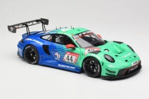 Porsche 911 992 GT3 R Falken #44 D. Eriksson / T. Heinemann 24 Hours of Nurburgring 2023 Minichamps 1:18 113236344 Pressofusi — immagine 6 di 8