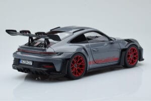 Porsche 911 992 GT3 RS Arctic Grigio Pyro Rosso Norev 1:18 187350 Pressofusione — immagine 3 di 8