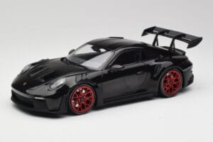 Porsche 911 992 GT3 RS Nero & Cerchi Rossi & Decor Nero Minichamps 1:18 153062240 Pressofusione