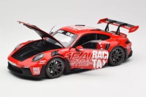 Porsche 911 992 GT3 RS Getspeed Race Taxi Guards Red Minichamps 1:18 110062040 Pressofusione — immagine 2 di 8