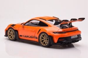 Porsche 911 992 GT3 RS Gulf Arancione Norev 1:18 187360 Pressofusione — immagine 7 di 8
