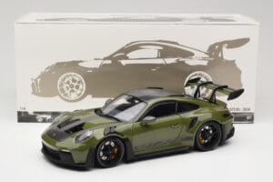 Porsche 911 992 GT3 RS Nato Olive & Black Wheels Minichamps 1:18 110062027 Pressofusione — immagine 8 di 8