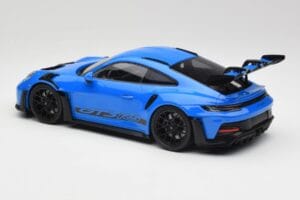Porsche 911 992 GT3 RS Shark Blu & Cerchi Neri Minichamps 1:18 153062233 Pressofusione — immagine 5 di 6