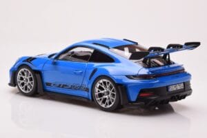 Porsche 911 992 GT3 RS Sharkblue Norev 1:18 187358 Pressofusione — immagine 7 di 8